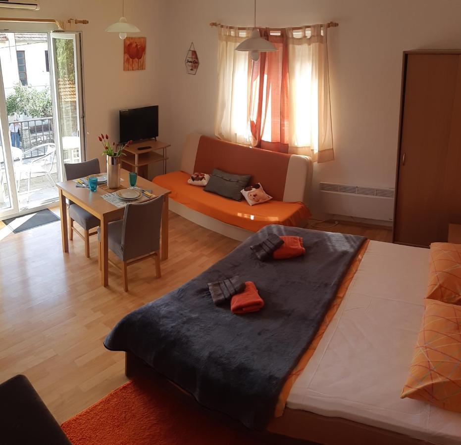 Apartments Lans Vodice Extérieur photo